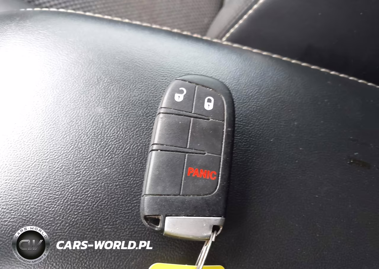 2018 Dodge Journey Crossroad VIN:3C4PDCGG5JT515863 - 11