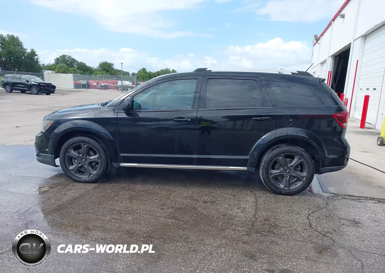 2018 Dodge Journey Crossroad VIN:3C4PDCGG5JT515863 - 14
