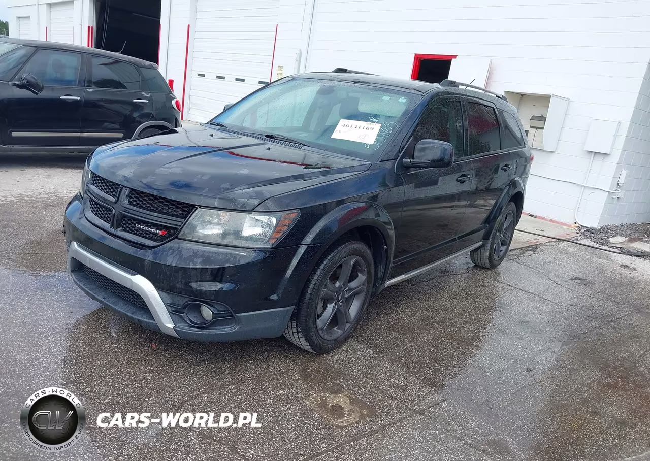2018 Dodge Journey Crossroad VIN:3C4PDCGG5JT515863 - 2
