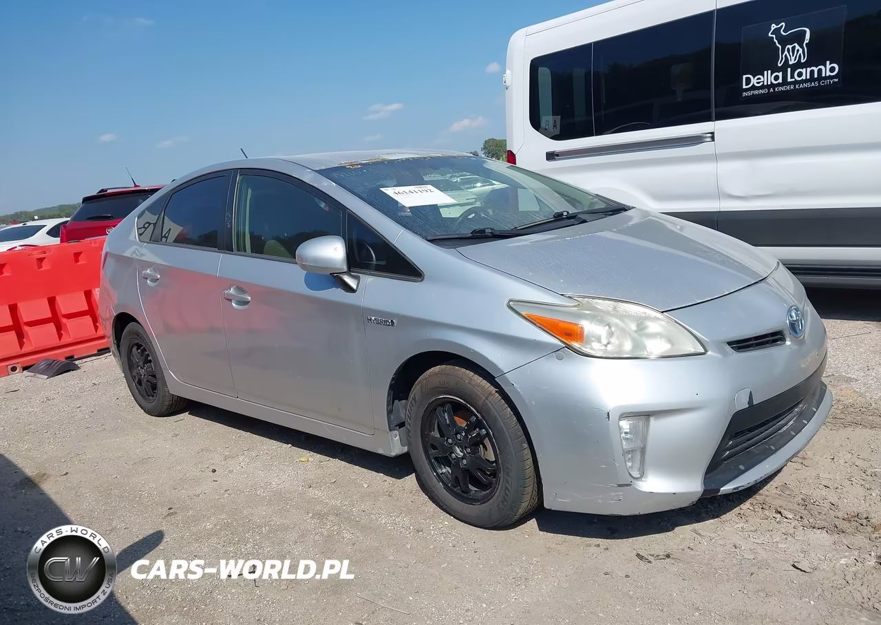 2013 Toyota Prius Two VIN:JTDKN3DU8D0341886 - 1