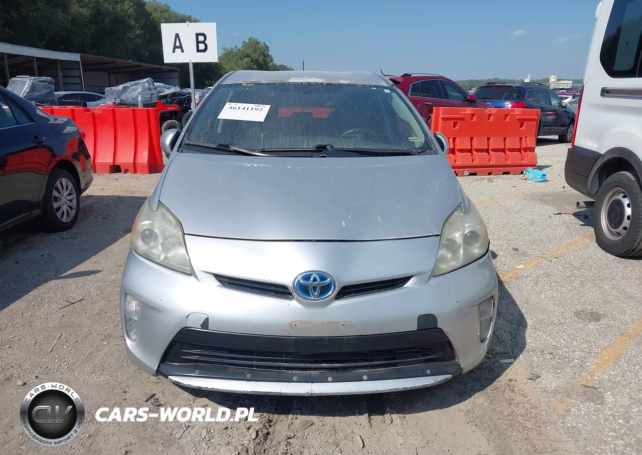 2013 Toyota Prius Two VIN:JTDKN3DU8D0341886 - 12