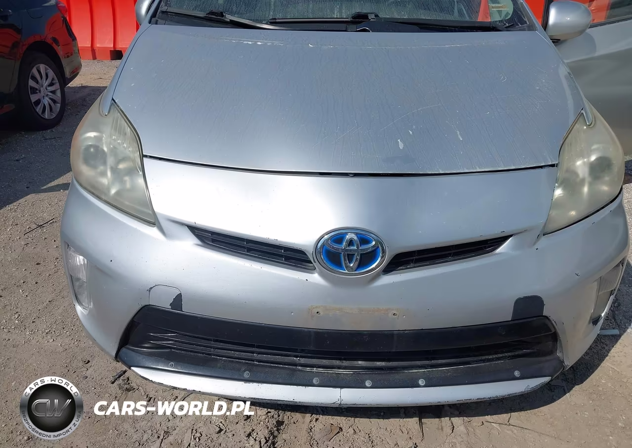 2013 Toyota Prius Two VIN:JTDKN3DU8D0341886 - 6