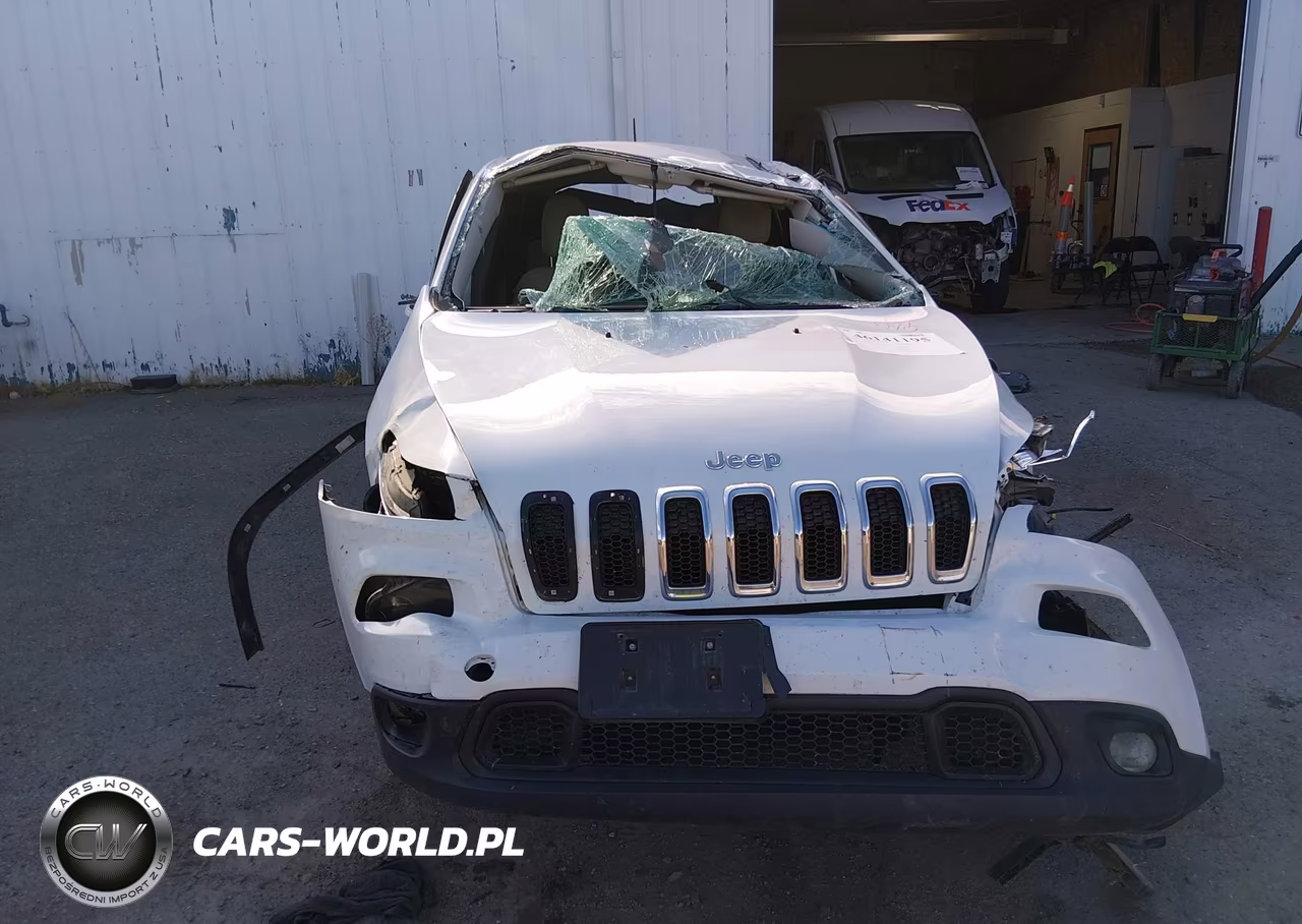 2015 Jeep Cherokee Latitude VIN:1C4PJMCS6FW612970 - 6