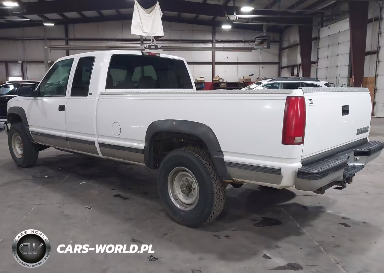 1998 Chevrolet K2500 Fleetside VIN:1GCGK29F4WE185094 - 3