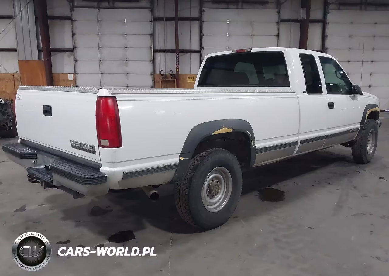 1998 Chevrolet K2500 Fleetside VIN:1GCGK29F4WE185094 - 4
