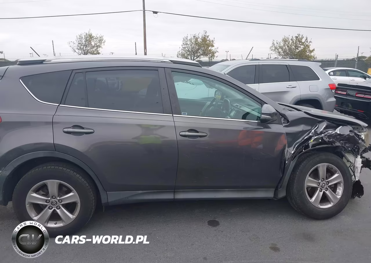 2015 Toyota Rav4 Xle VIN:2T3RFREV8FW339091 - 16