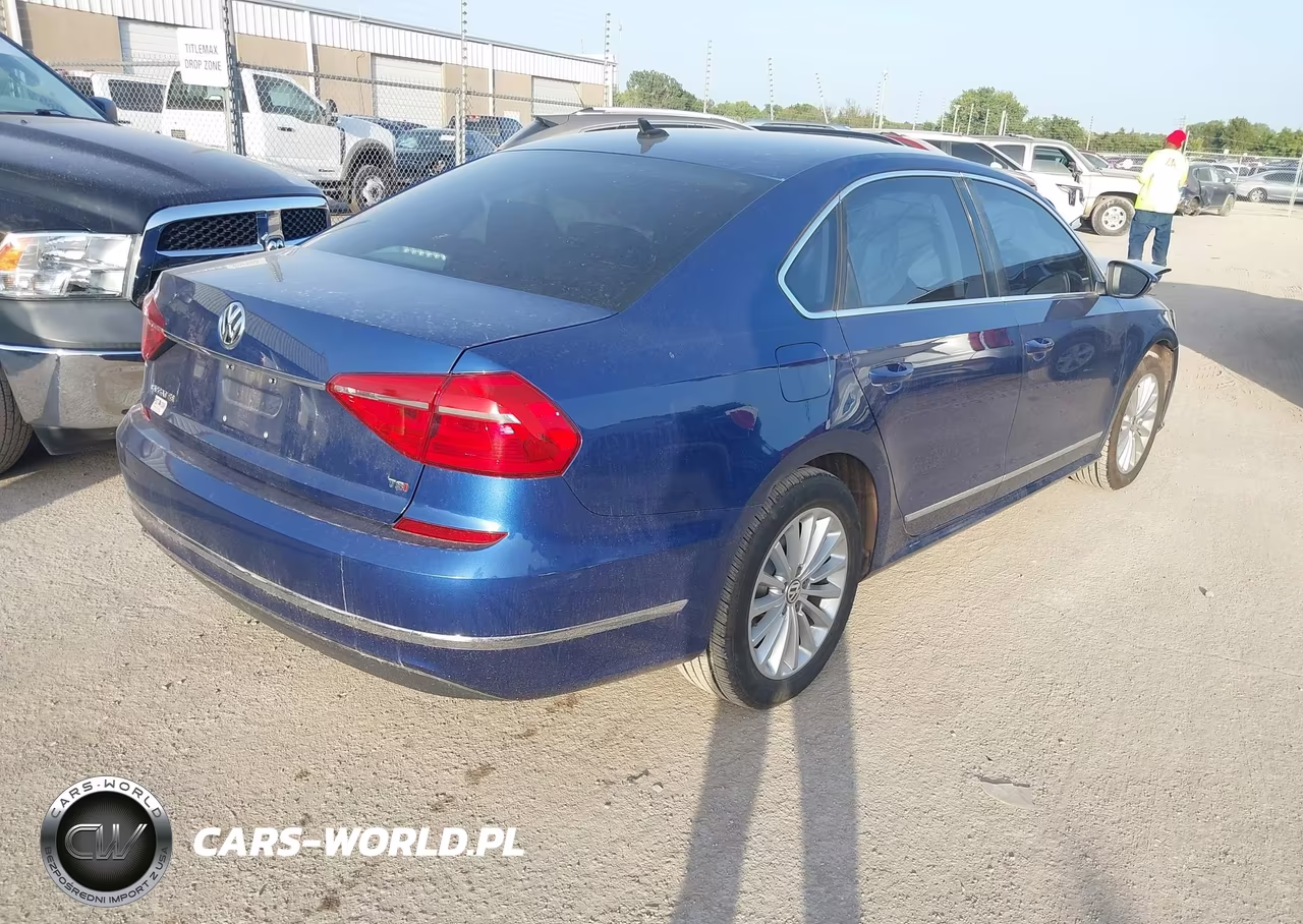 2016 Volkswagen Passat 1.8T Se VIN:1VWBS7A31GC027640 - 4