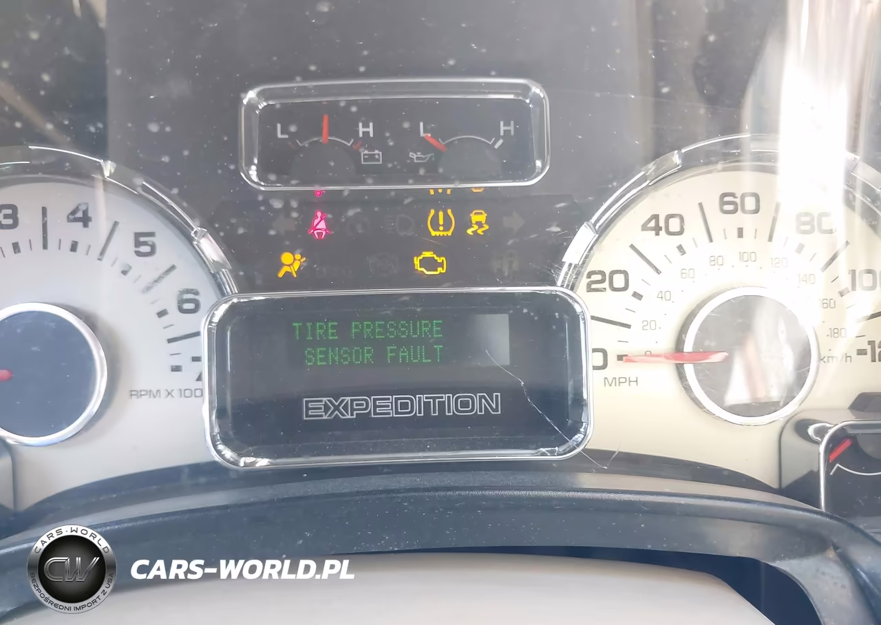 2011 Ford Expedition Xlt VIN:1FMJU1H59BEF44335 - 7