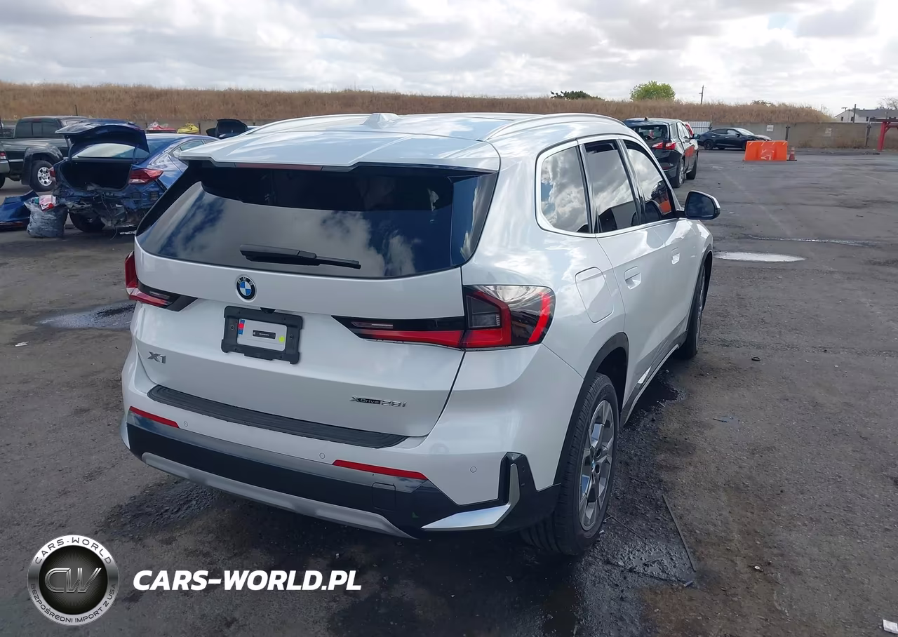2025 BMW X1 xDrive28I VIN:WBX73EF00S5230818 - 4