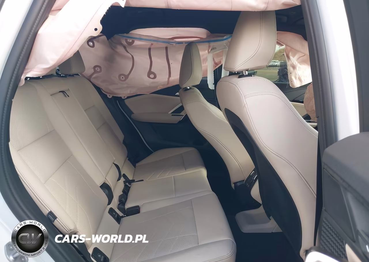 2025 BMW X1 xDrive28I VIN:WBX73EF00S5230818 - 8