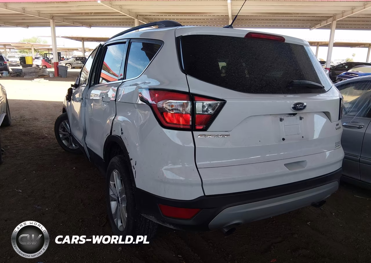 2018 Ford Escape Se VIN:1FMCU0GD8JUB74057 - 3