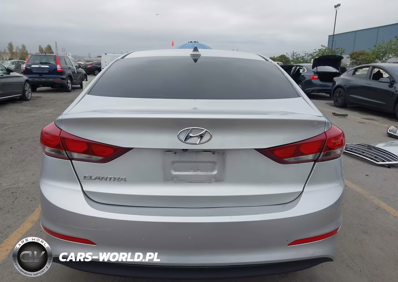 2017 Hyundai Elantra Se VIN:5NPD84LF8HH012574 - 17