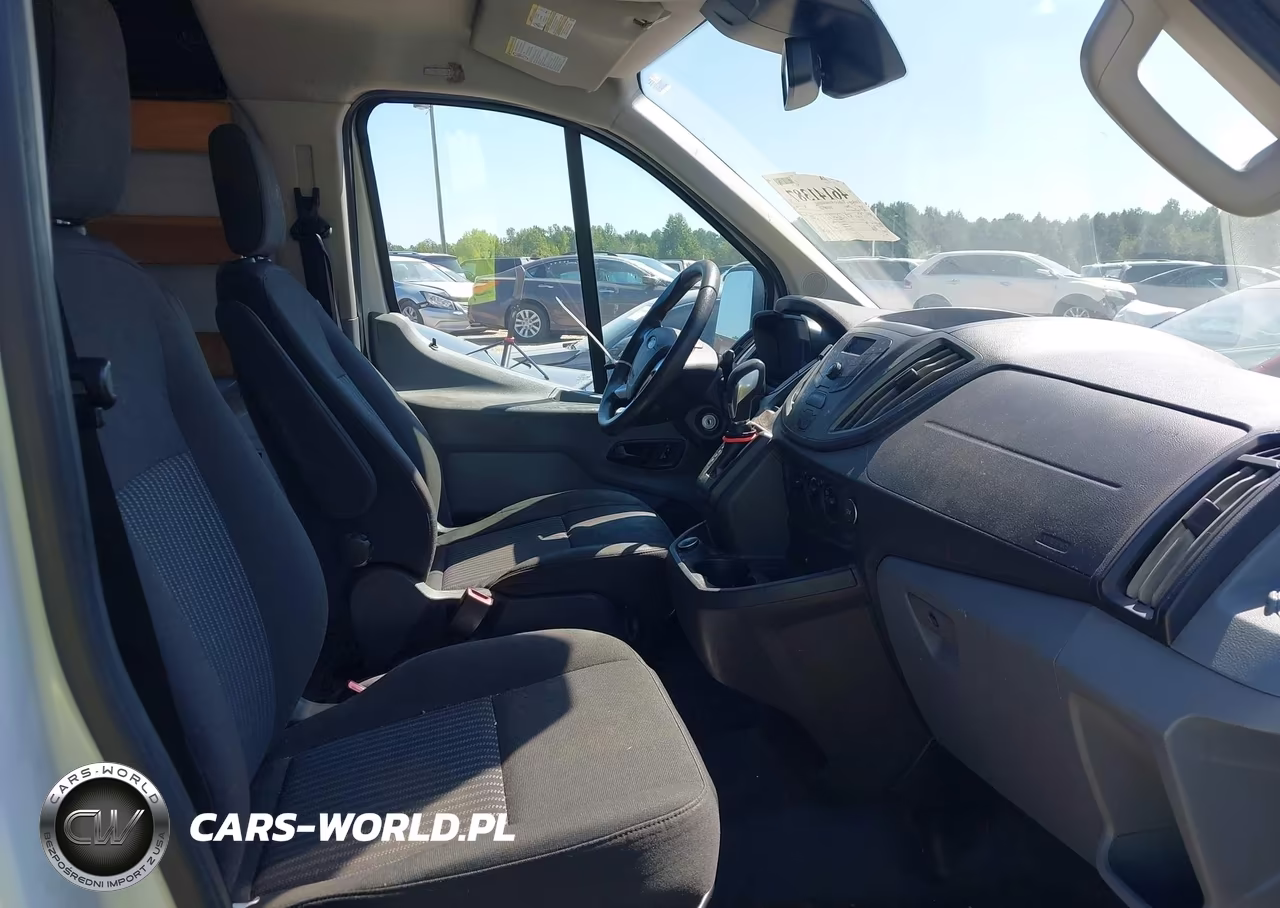 2018 Ford Transit-250 VIN:1FTYR1ZM5JKA89428 - 5