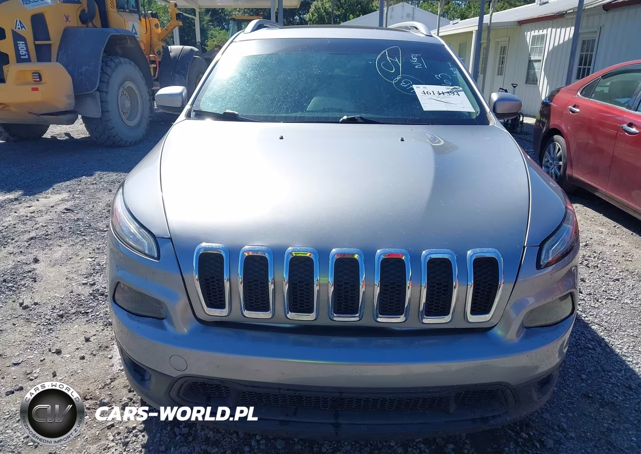 2017 Jeep Cherokee Latitude Fwd VIN:1C4PJLCS4HW652963 - 6