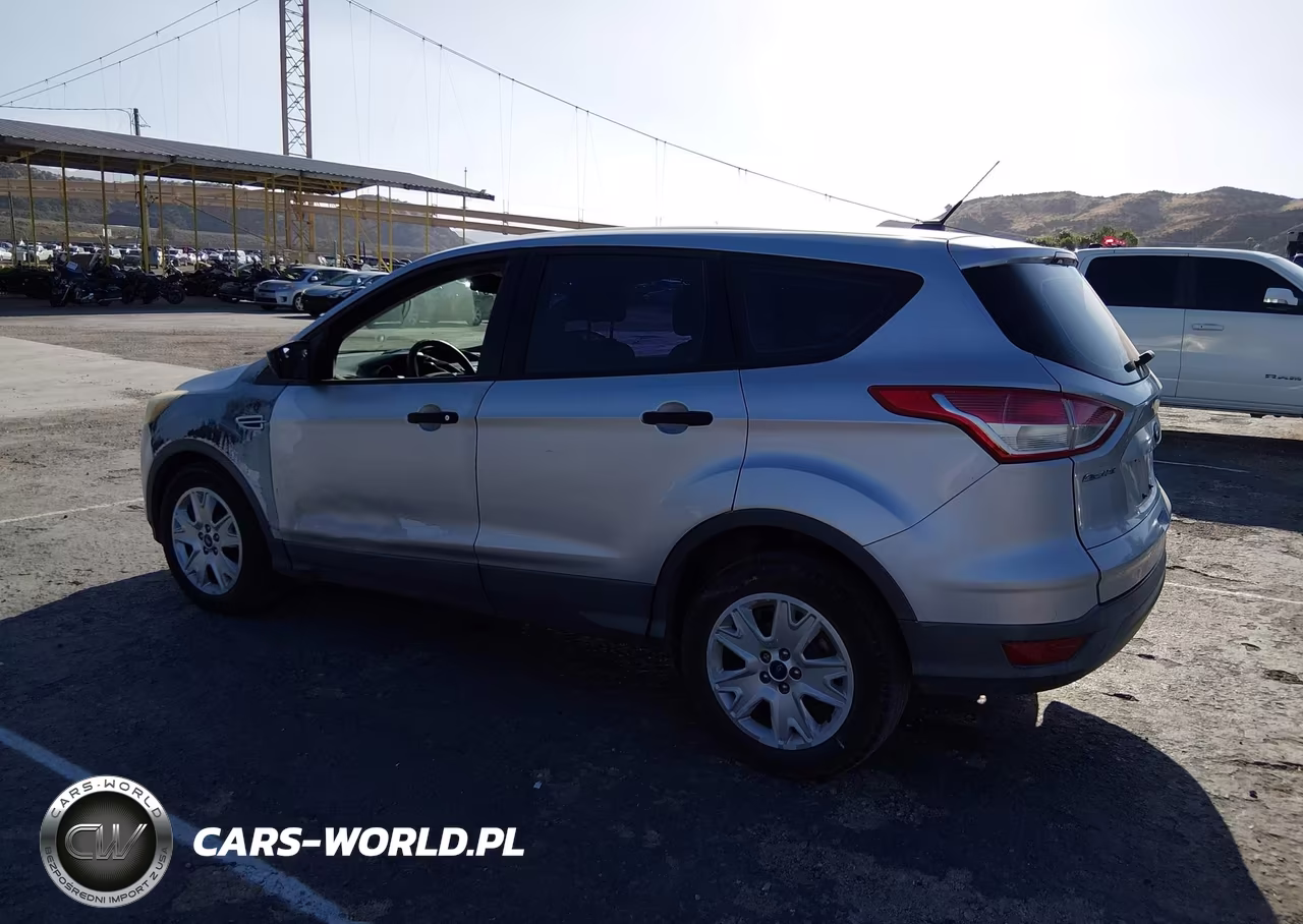 2015 Ford Escape S VIN:1FMCU0F7XFUC26274 - 3