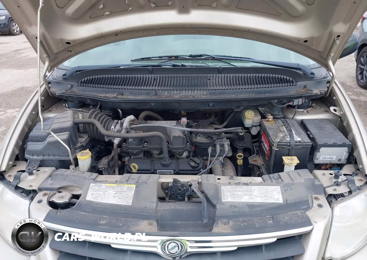 2007 Chrysler Town & Country Touring VIN:2A4GP54L67R311325 - 10