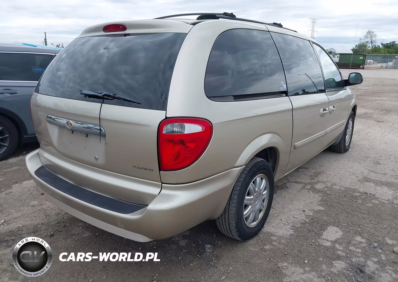 2007 Chrysler Town & Country Touring VIN:2A4GP54L67R311325 - 4