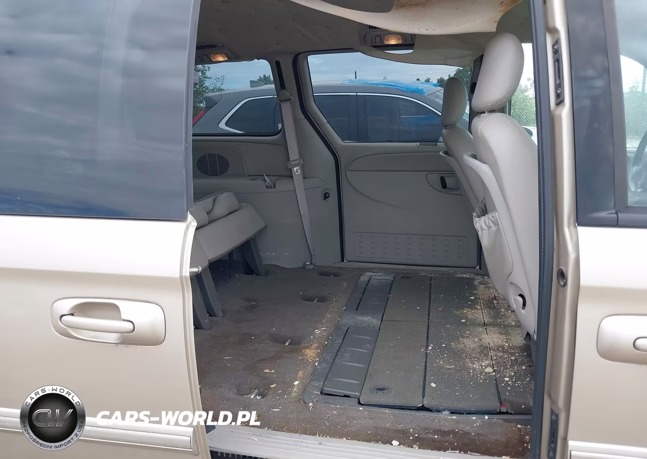 2007 Chrysler Town & Country Touring VIN:2A4GP54L67R311325 - 8