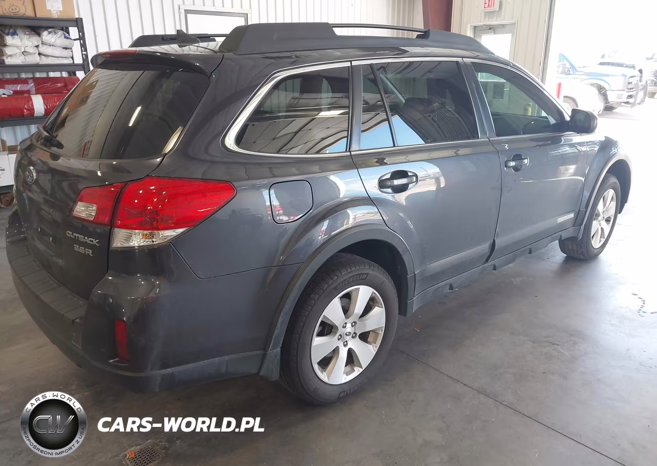 2012 Subaru Outback 3.6R Limited VIN:4S4BRDLCXC2237157 - 4