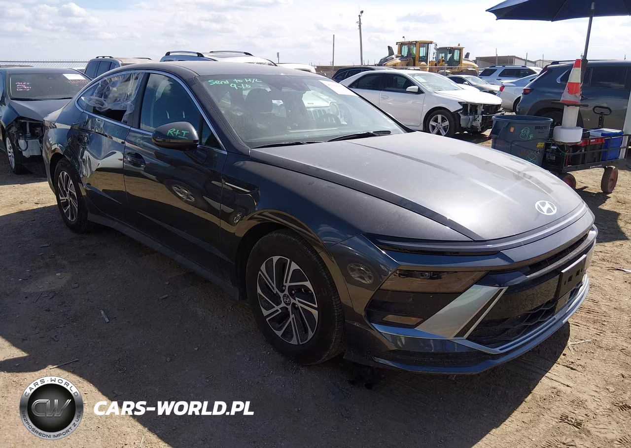 2026 Hyundai Sonata Hybrid Blue VIN:KMHL24JJ6TA173599 - 1