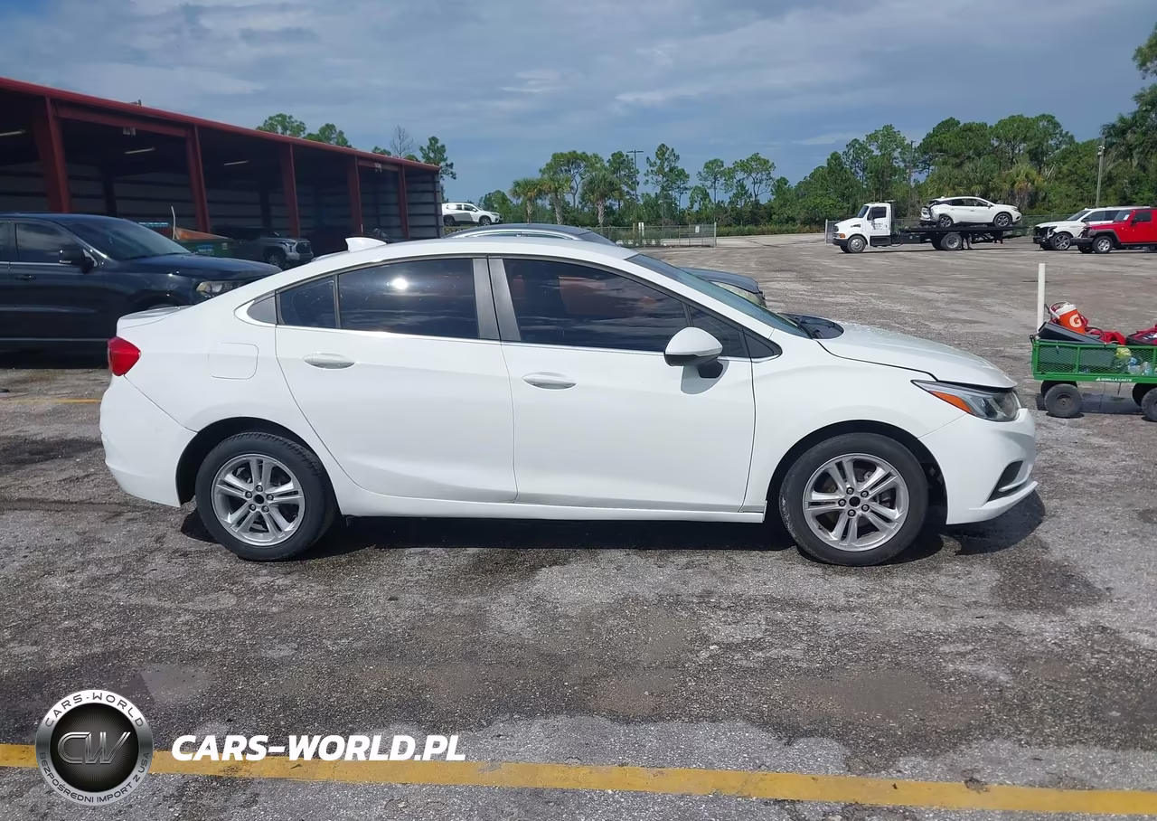 2017 Chevrolet Cruze Lt Auto VIN:1G1BE5SM7H7168382 - 13