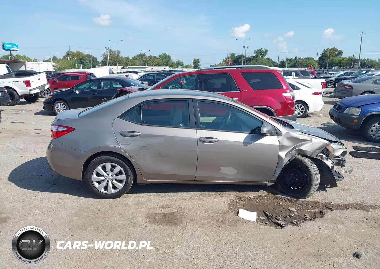 2016 Toyota Corolla Le VIN:5YFBURHEXGP441376 - 13