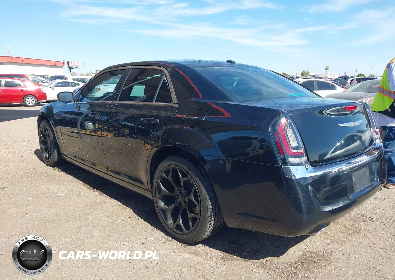 2014 Chrysler 300 VIN:2C3CCAAG4EH375421 - 3