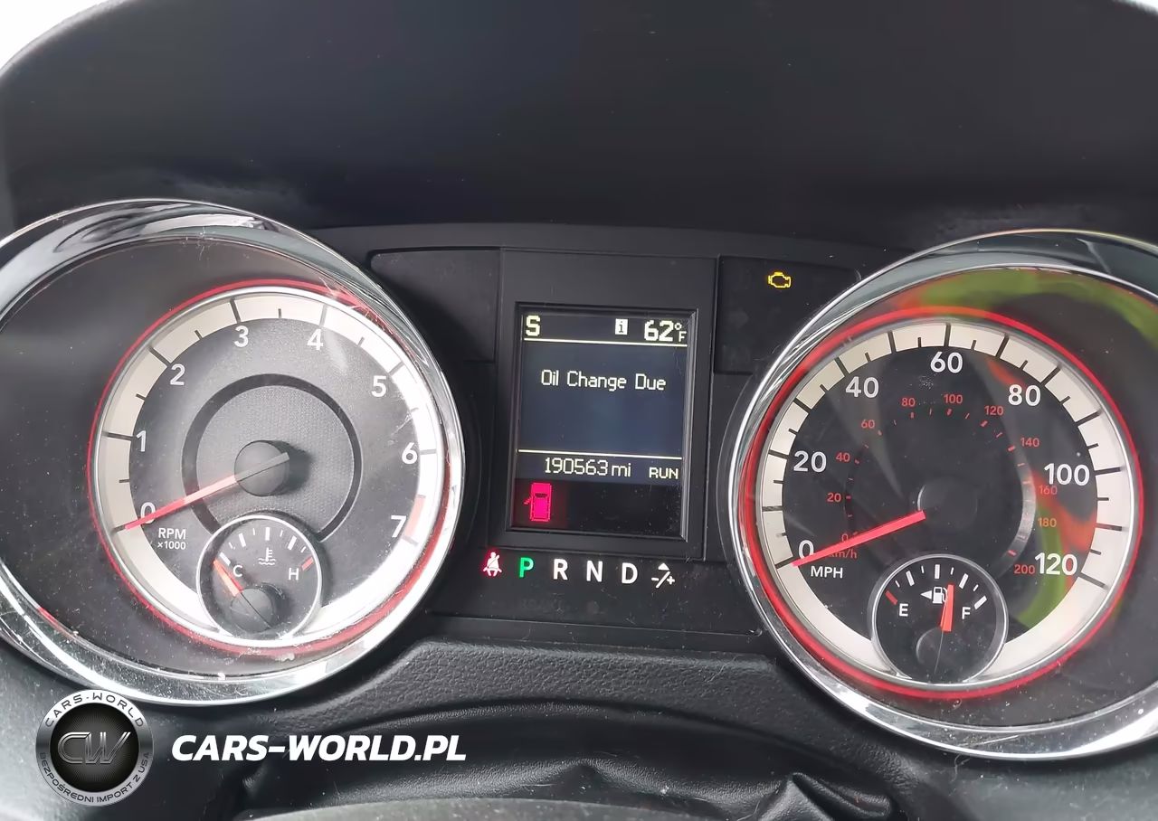 2016 Dodge Grand Caravan R-T VIN:2C4RDGEG5GR225041 - 7