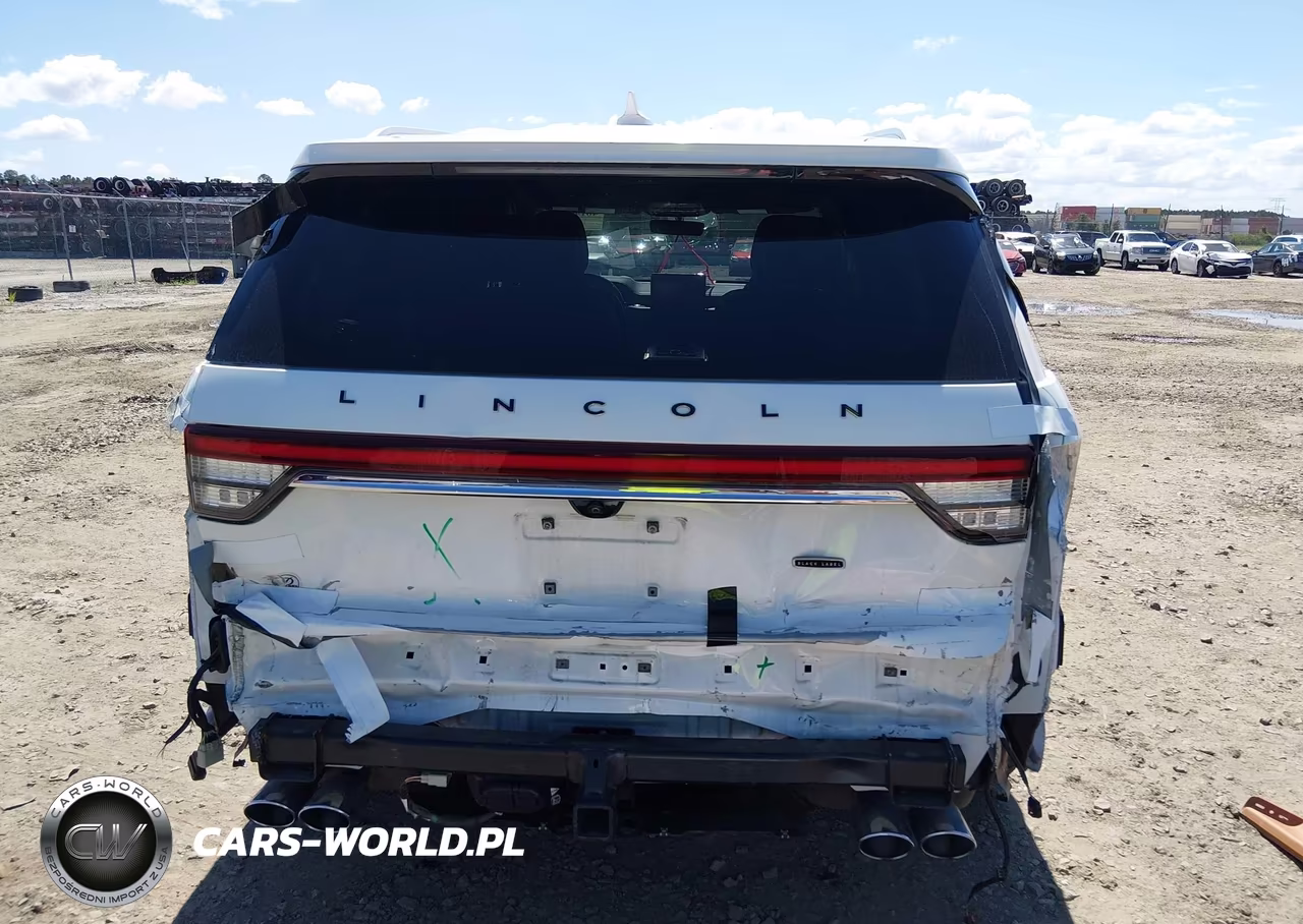 2021 Lincoln Aviator Black Label VIN:5LM5J9XC7MGL10661 - 17