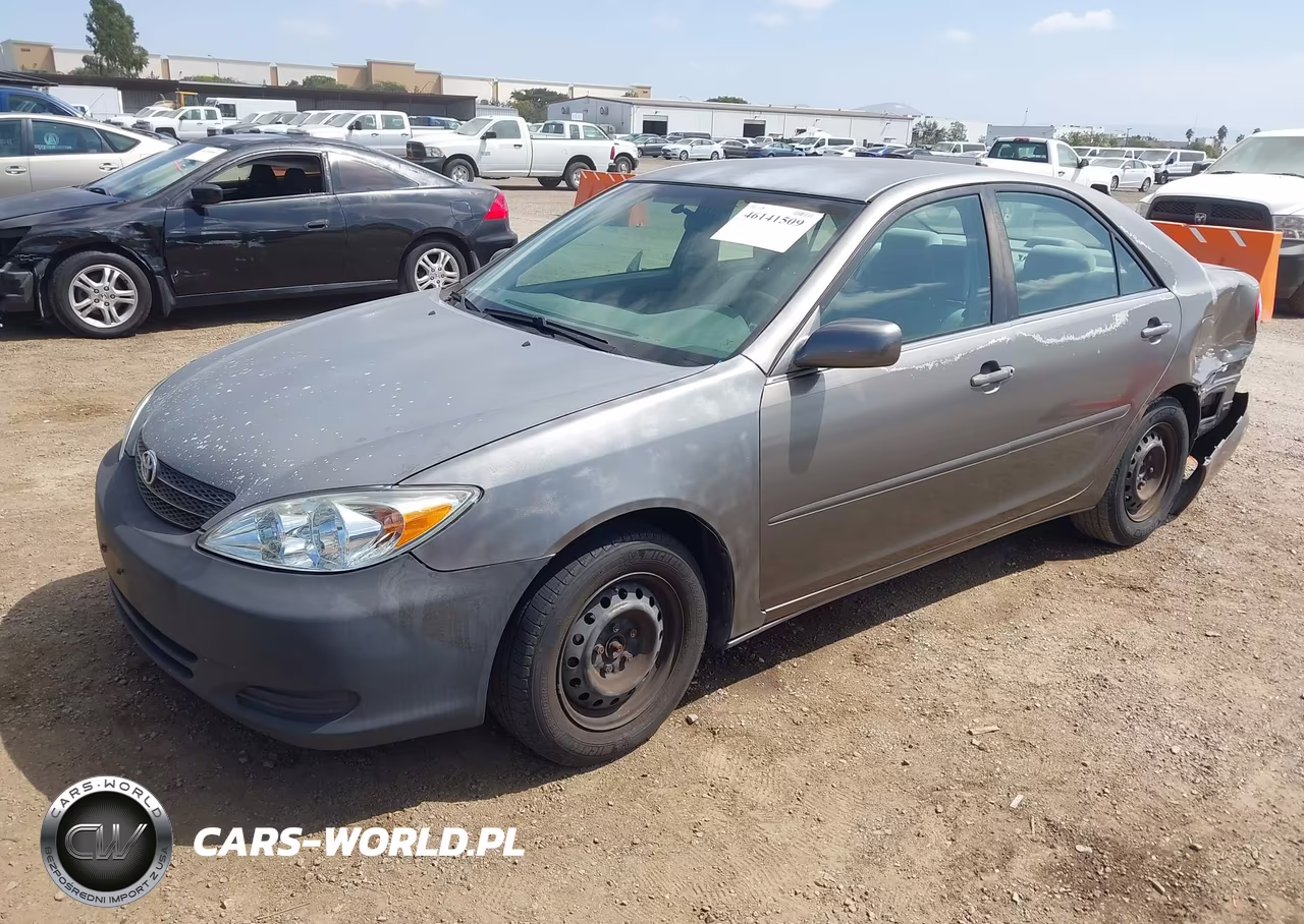 2003 Toyota Camry Le VIN:4T1BE32K33U745652 - 2