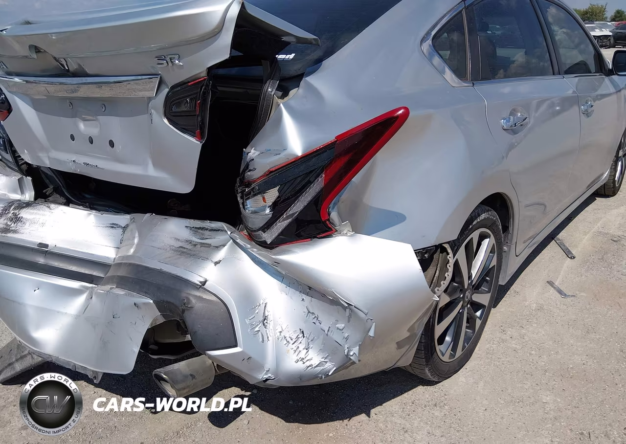 2017 Nissan Altima 2.5 Sr VIN:1N4AL3AP0HC261301 - 12