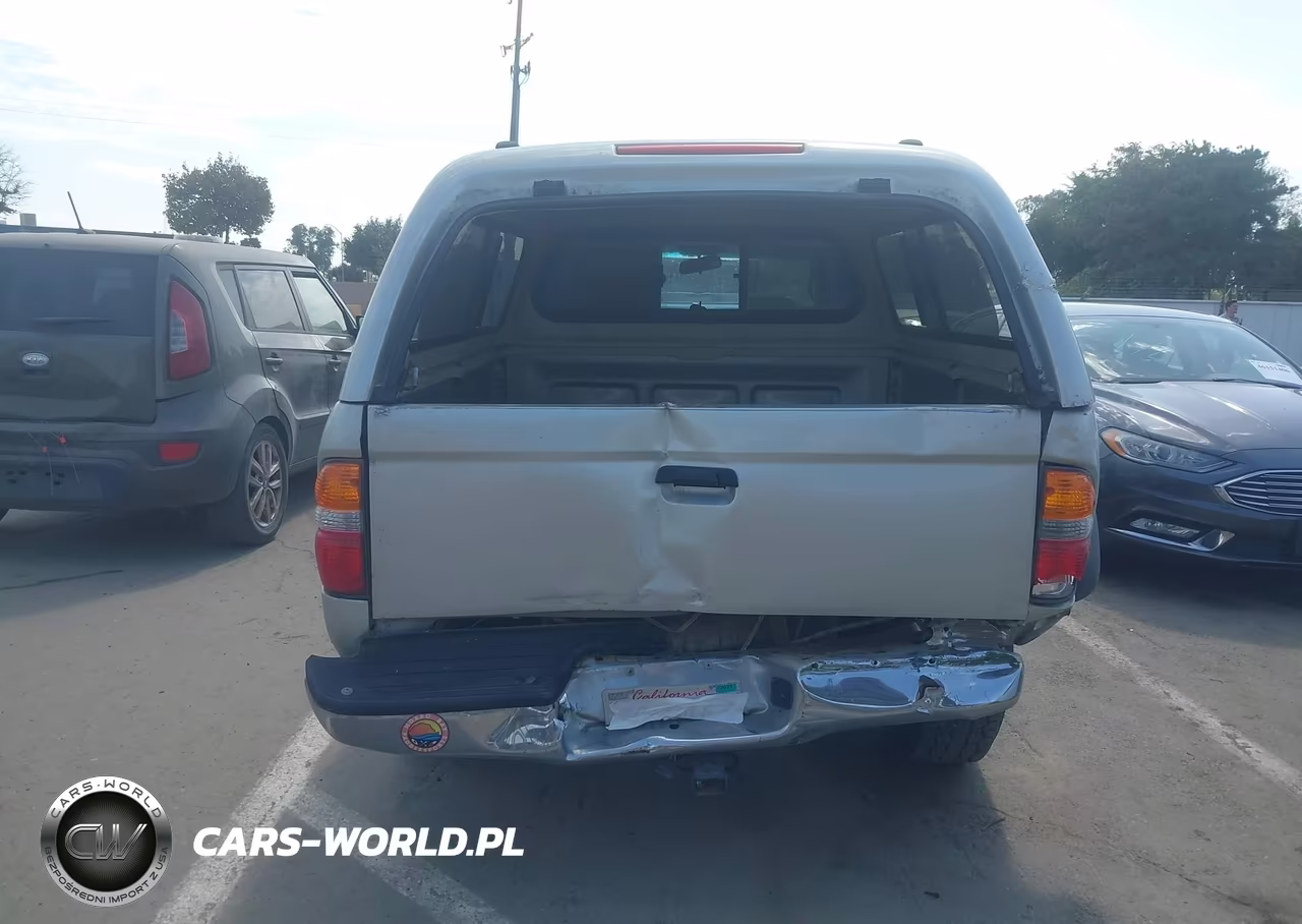 2004 Toyota Tacoma Base V6 VIN:5TEWN72NX4Z385585 - 16
