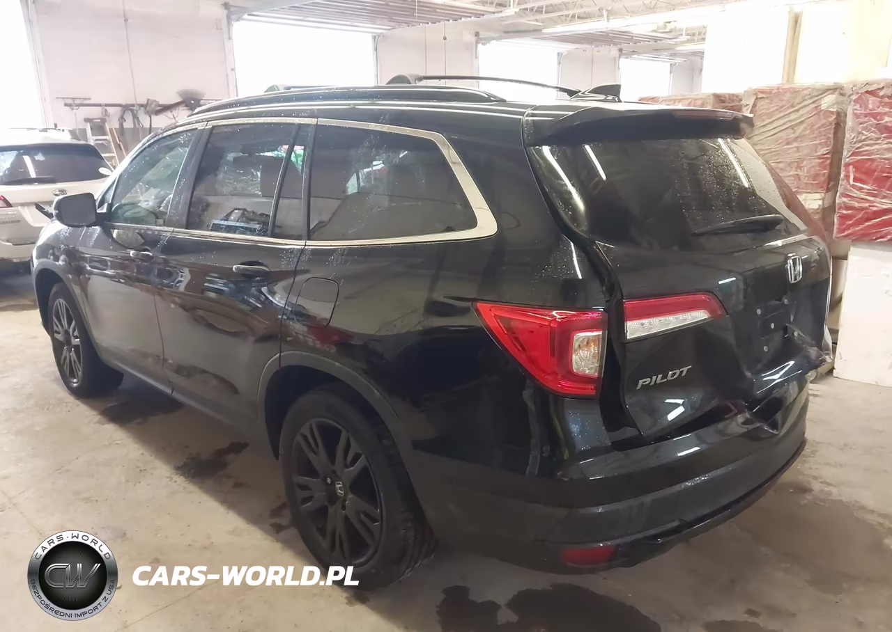 2021 Honda Pilot Awd Special Edition VIN:5FNYF6H28MB062666 - 3