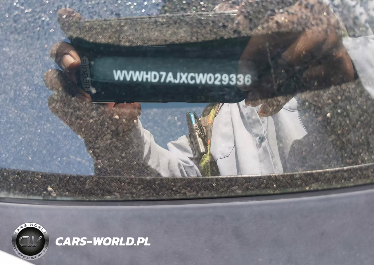 2012 Volkswagen Gti 4-Door VIN:WVWHD7AJXCW029336 - 9