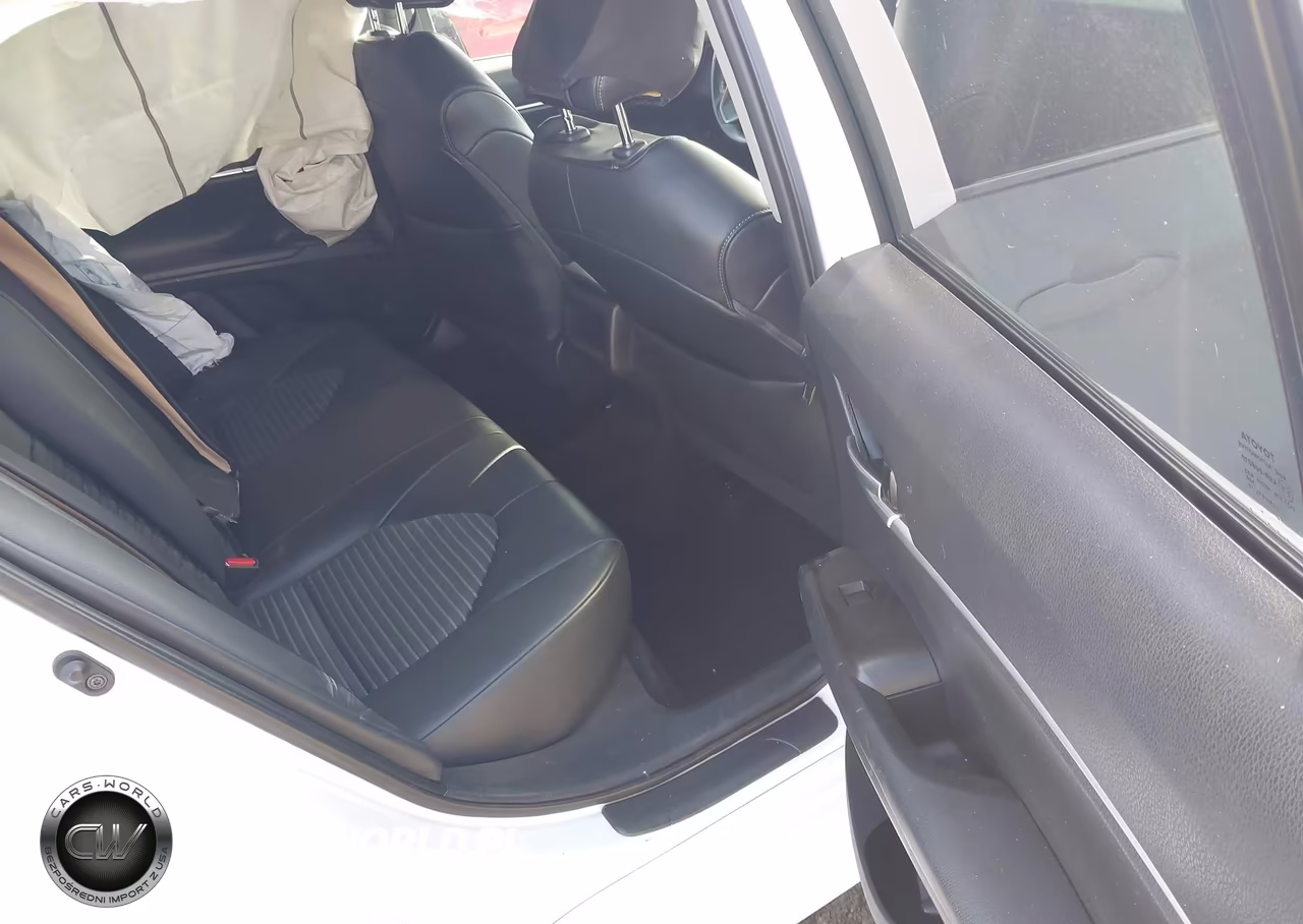 2021 Toyota Camry Se VIN:4T1G11AKXMU581325 - 8