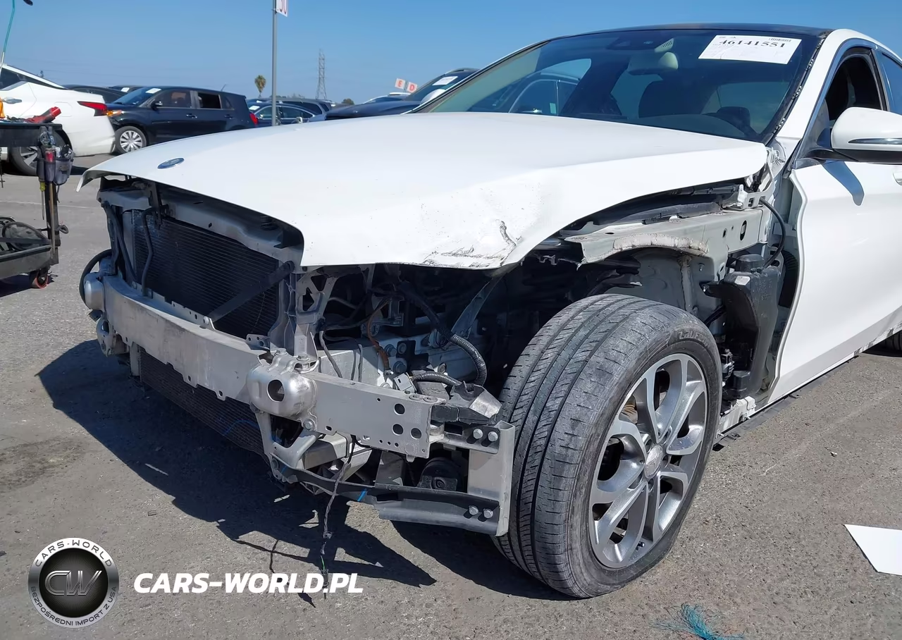 2017 Mercedes-Benz C 300 VIN:55SWF4JBXHU191387 - 6
