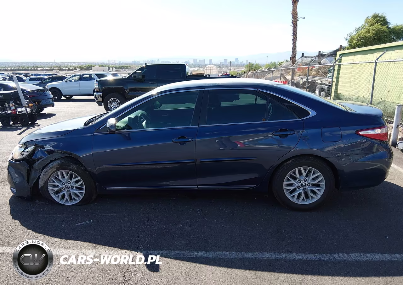 2016 Toyota Camry Le VIN:4T4BF1FK2GR574500 - 15