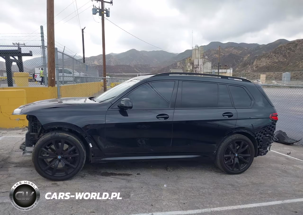 2025 BMW X7 xDrive40I VIN:5UX23EM03S9Y00053 - 15