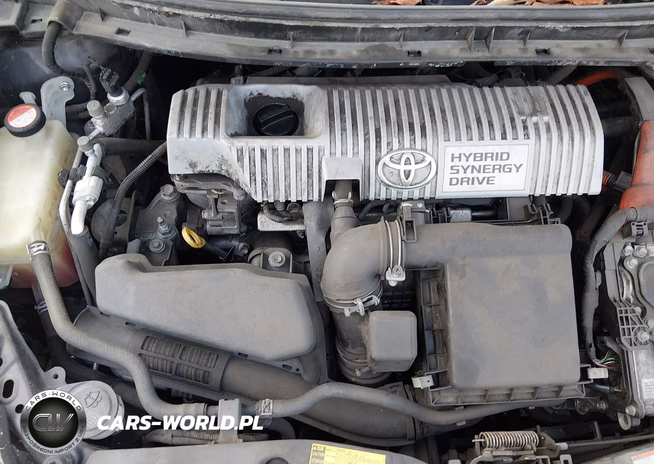 2015 Toyota Prius Two VIN:JTDKN3DU2F0421106 - 10