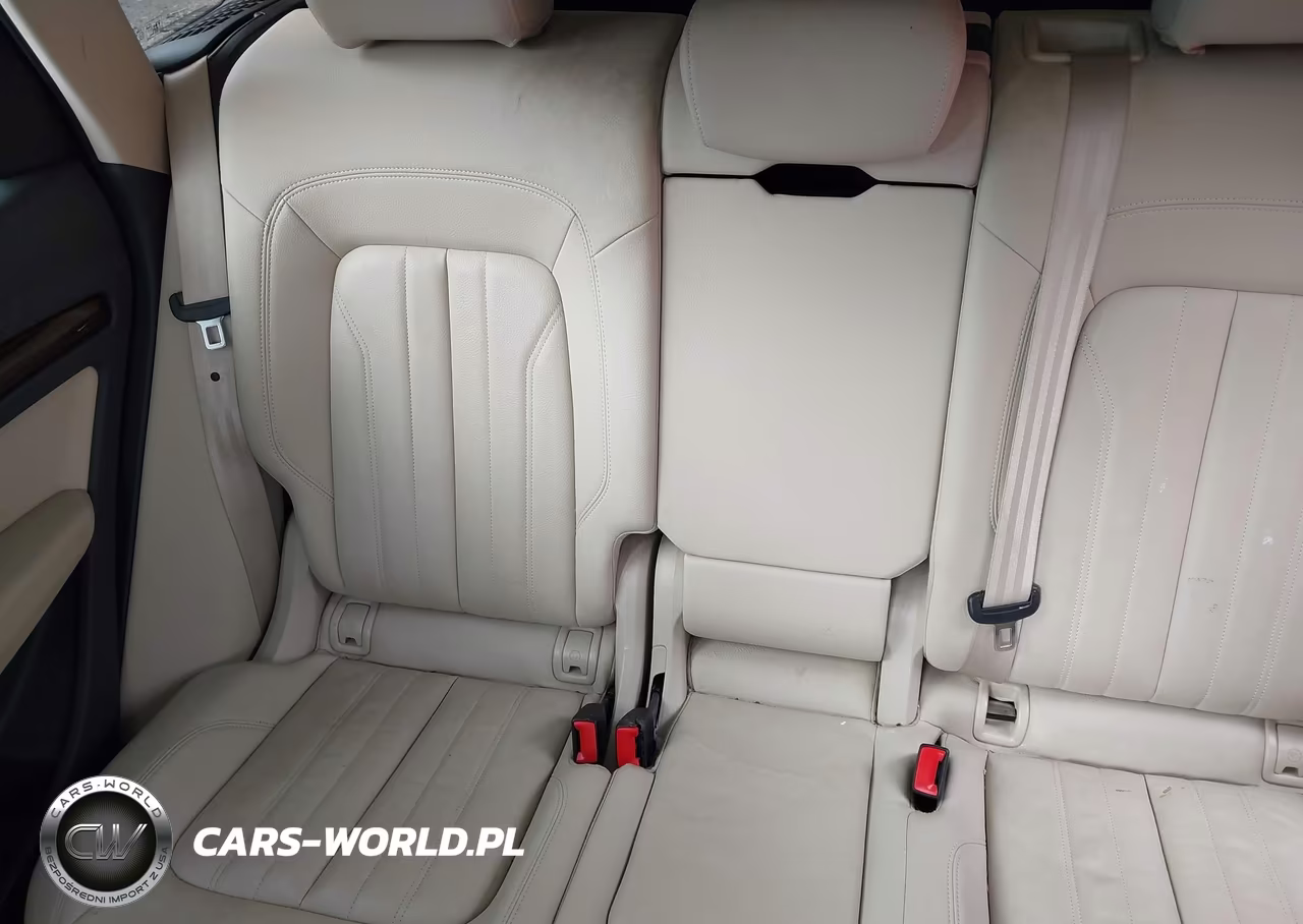 2018 Audi Q5 2.0T Premium-2.0T Tech Premium VIN:WA1BNAFY0J2122628 - 18