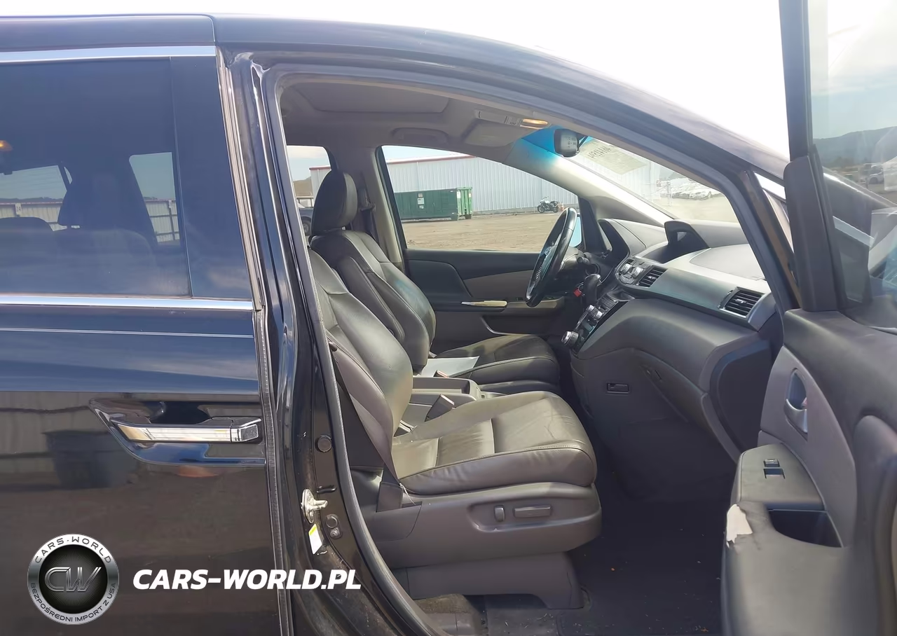 2013 Honda Odyssey Touring-Touring Elite VIN:5FNRL5H96DB001966 - 5
