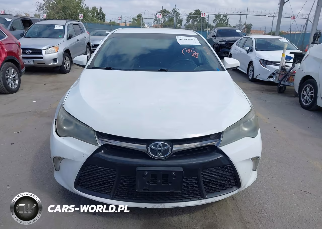 2015 Toyota Camry Se VIN:4T1BF1FK3FU902323 - 12