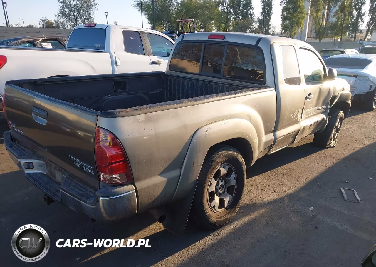 2007 Toyota Tacoma Prerunner VIN:5TETX62N97Z358535 - 4