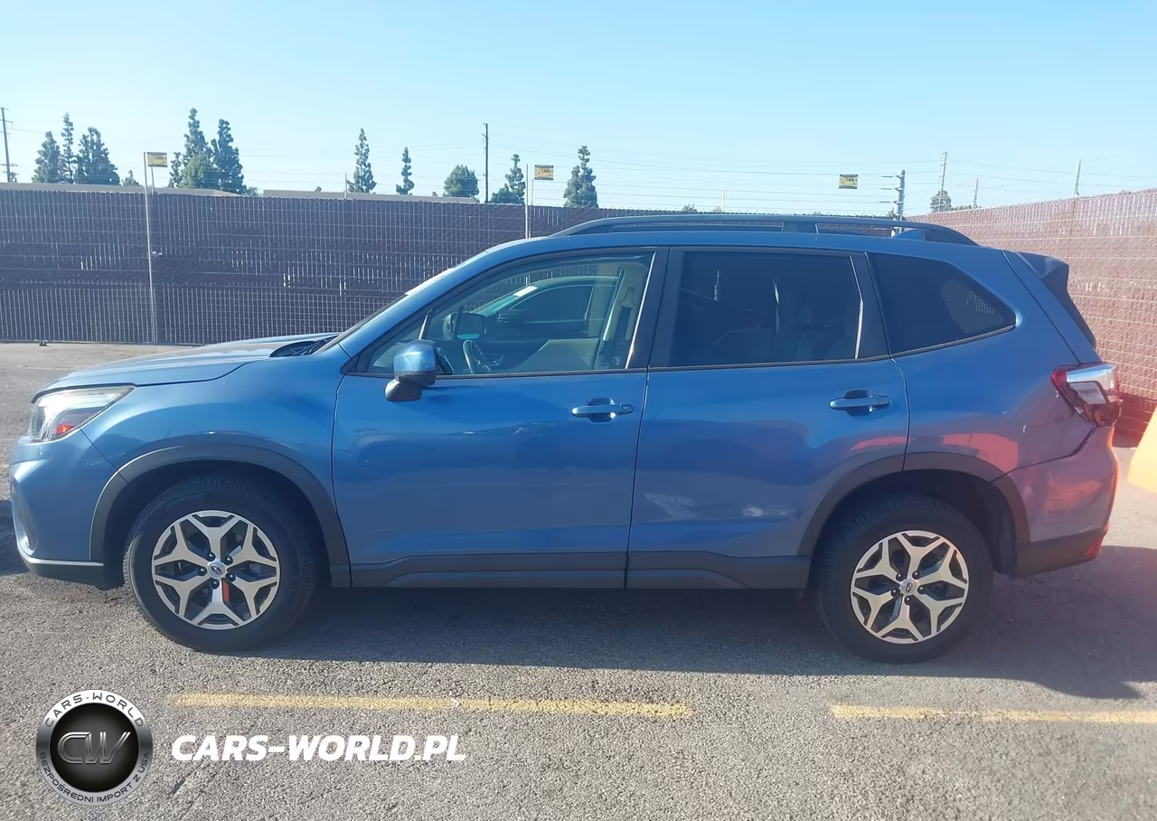 2020 Subaru Forester Premium VIN:JF2SKAJC4LH500090 - 14
