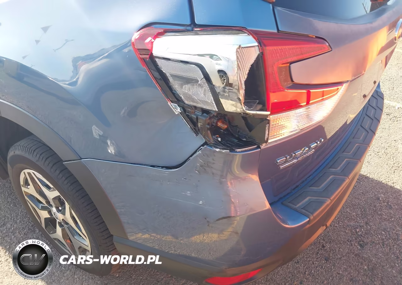 2020 Subaru Forester Premium VIN:JF2SKAJC4LH500090 - 18