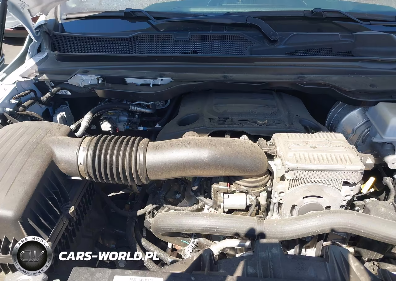 2024 Ram 1500 Limited 4X4 5'7 Box VIN:1C6SRFHT3RN228629 - 10