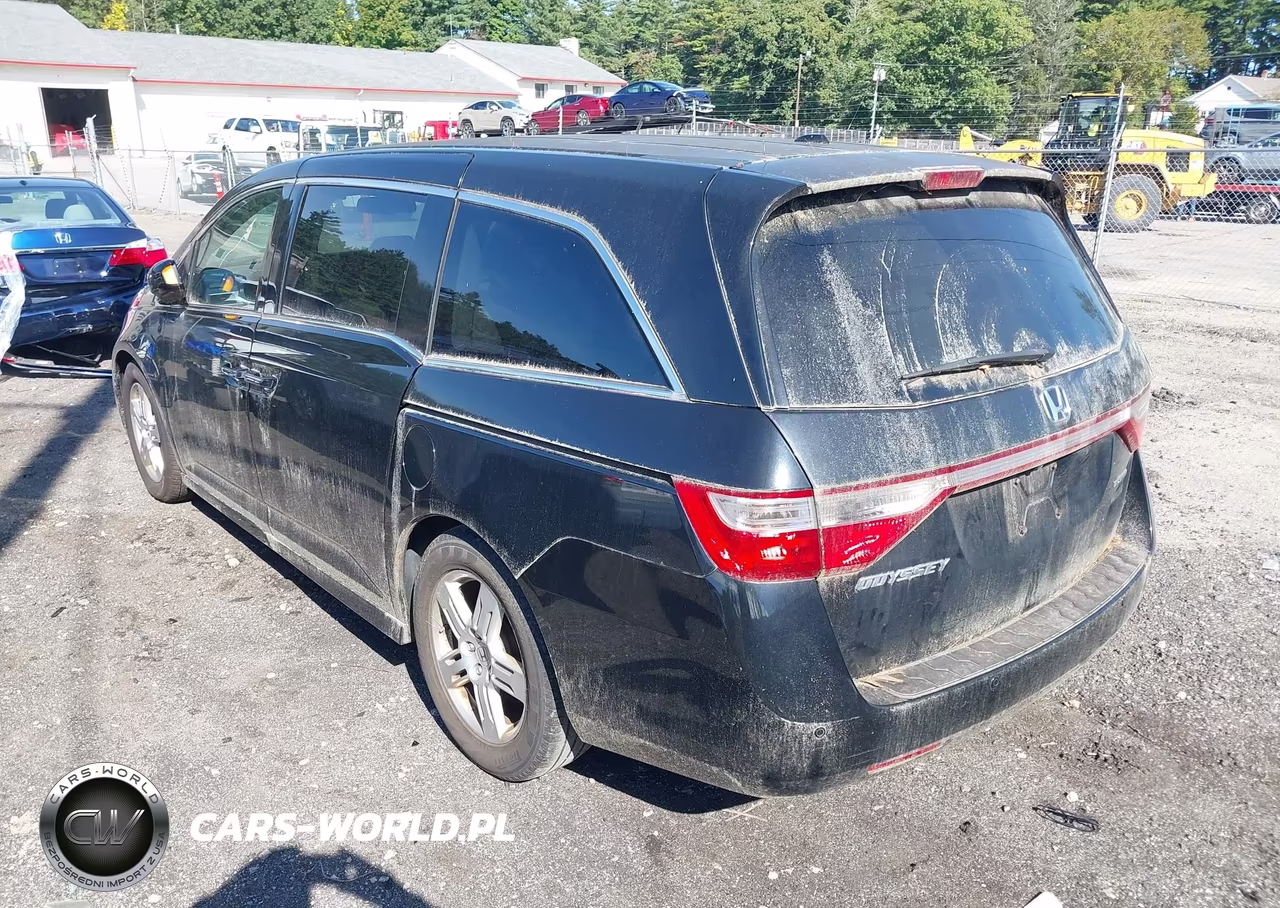 2012 Honda Odyssey Touring-Touring Elite VIN:5FNRL5H99CB058824 - 3