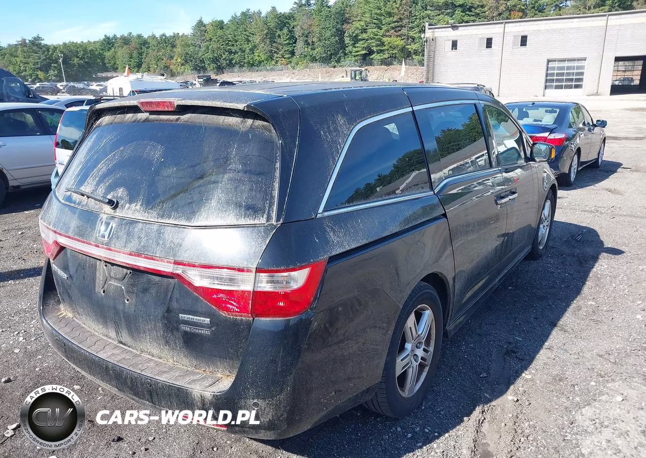 2012 Honda Odyssey Touring-Touring Elite VIN:5FNRL5H99CB058824 - 4