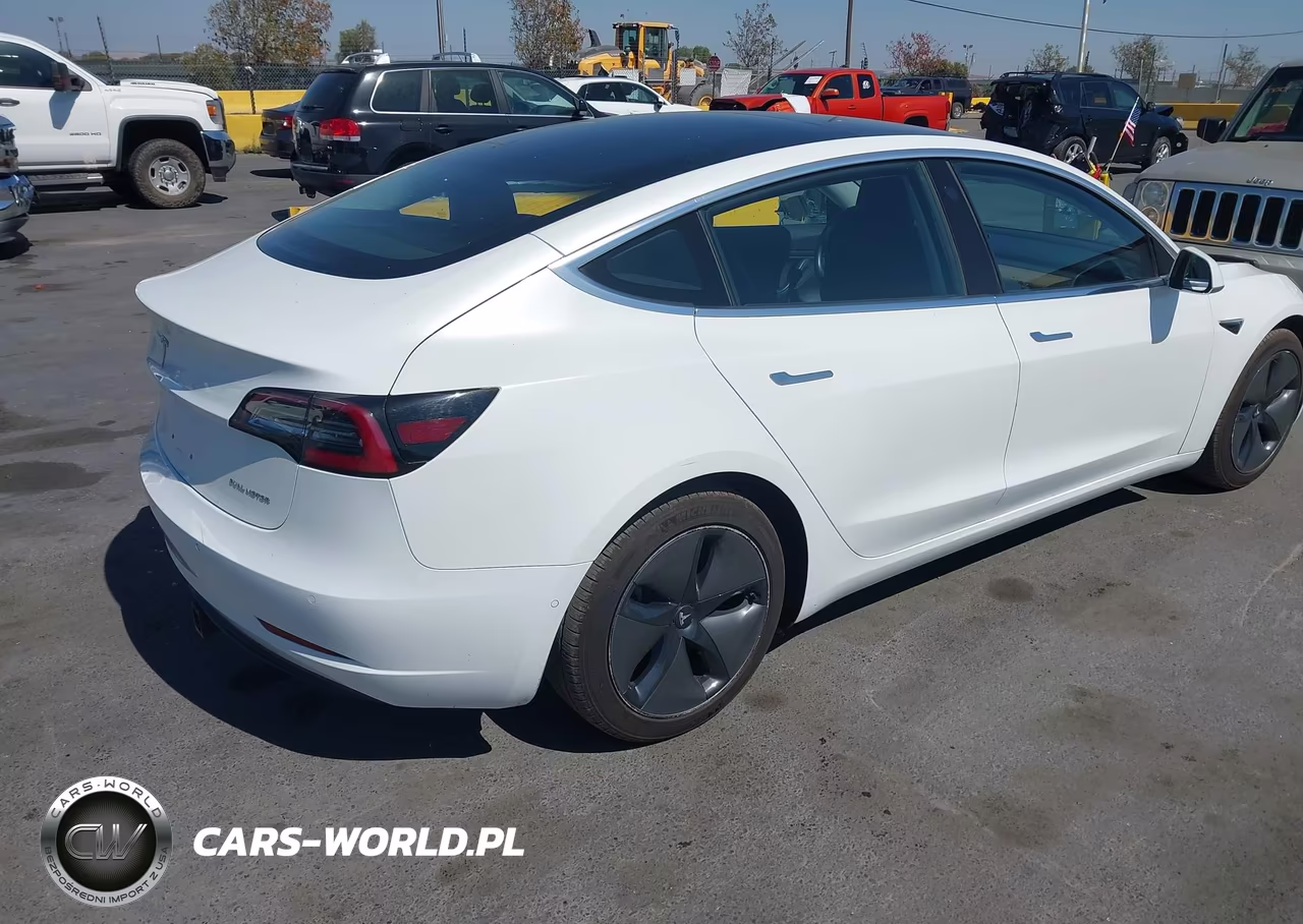 2018 Tesla Model 3 Long Range-Performance VIN:5YJ3E1EBXJF066976 - 4