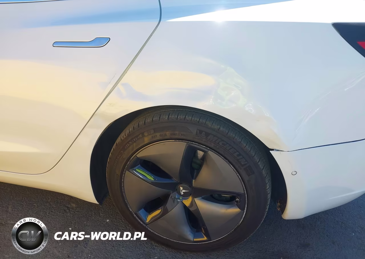 2018 Tesla Model 3 Long Range-Performance VIN:5YJ3E1EBXJF066976 - 6
